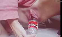 奥地利少女自制视频:我的阴道像可乐一样